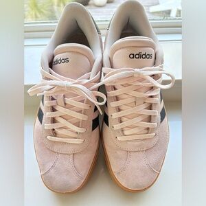 Adidas Men's Light Pink and Black Sneakers